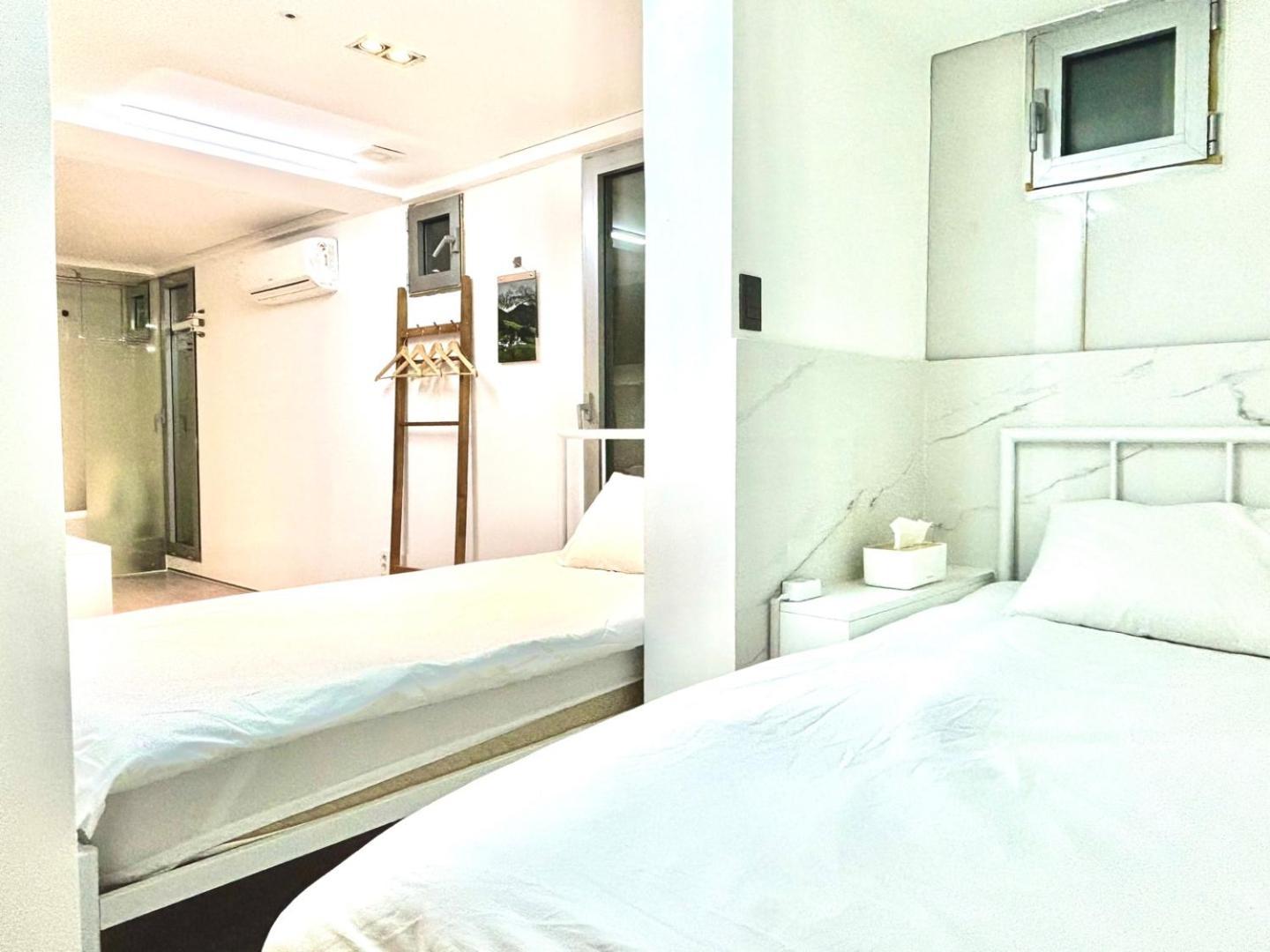 Look Home Guesthouse Seoul Exteriör bild
