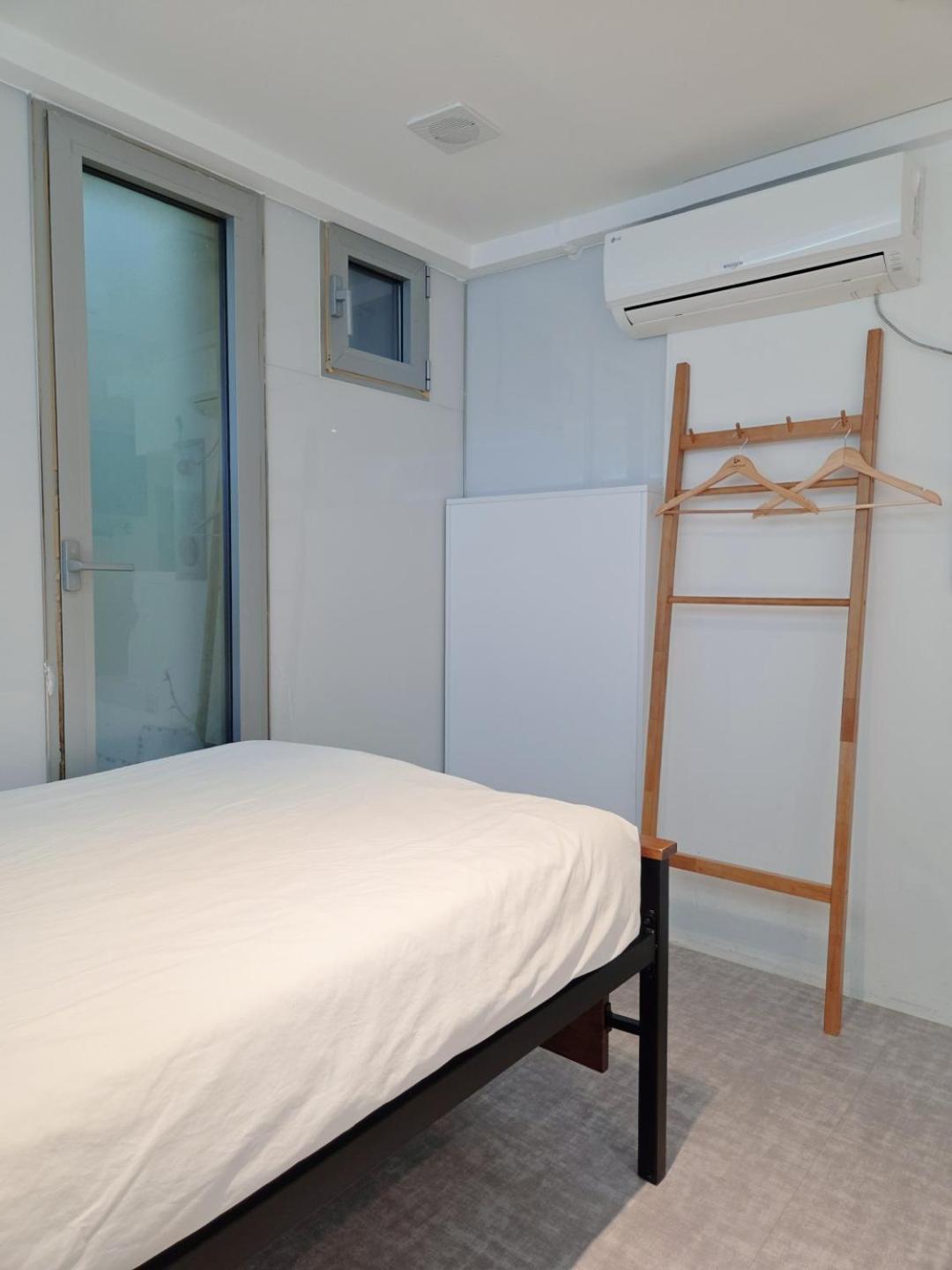 Look Home Guesthouse Seoul Exteriör bild